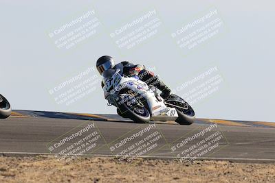 media/Dec-04-2022-CVMA (Sun) [[e38ca9e4fc]]/Race 9 Supersport Middleweight Shootout/